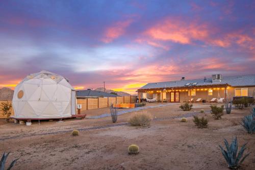 Dome On The Range- The Modern Home with a Dome