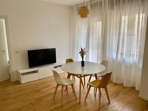 Brand new flat ready to welcome you to Milan!