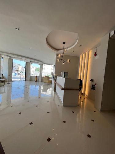 Fotografie z fotogalerie ubytování رواق الضيافة للشقق المخدومة RWAQ Hotel v destinaci Džizán