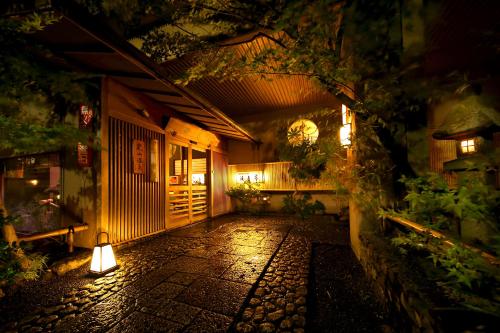 Gallery image of Kyoto Arashiyama Onsen Ryokan Togetsutei in Kyoto