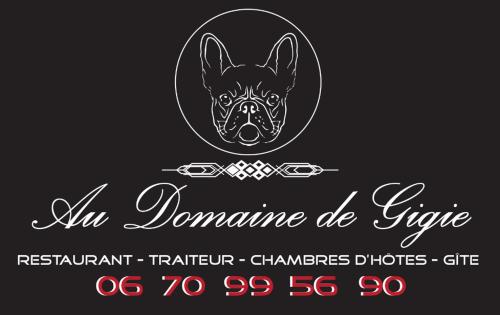 a logo with a dog face in a circle at Au domaine de Gigie in Chervettes