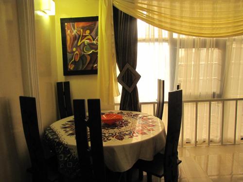 En restaurant eller et andet spisested på Jabali Apartments