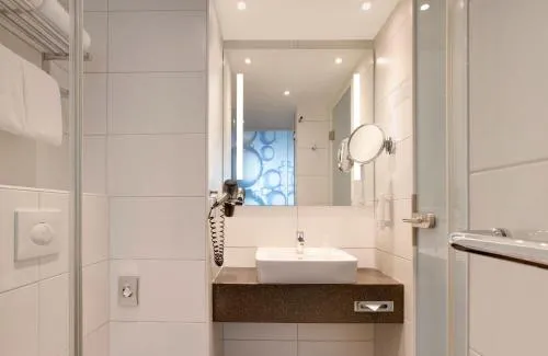 Holiday Inn Berlin City East Side by IHG photo 10