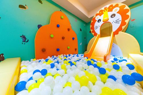 Galería fotográfica de 童玩樂親子旅宿Toy Fun Hotel en Luodong