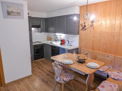 Apartment Le Torrent 1 by Interhome