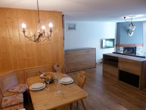 Apartment Le Torrent 1 by Interhome