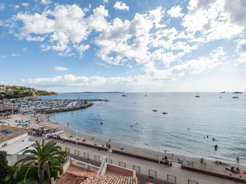 Apartment Les Araucarias by Interhome