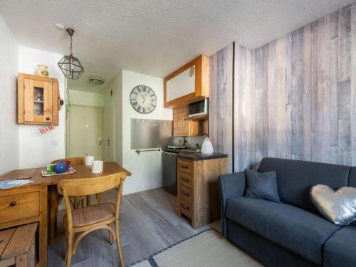 Studio Batiment B by Interhome