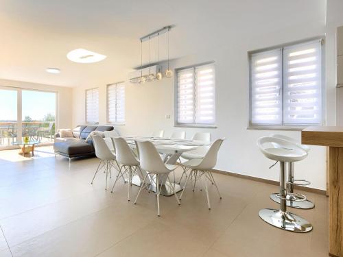 Holiday Home Villa Luna Maris by Interhome