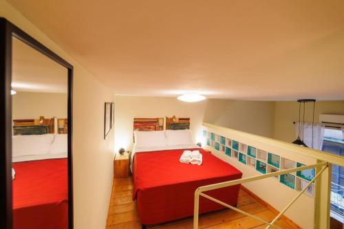 The San Gregorio Armeno Apartment By HouseinNaples