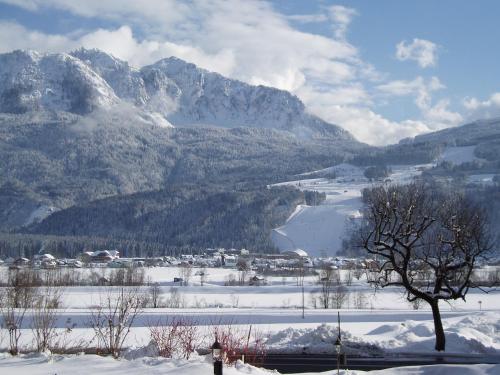 Hotel-Gasthof Strasswirt om vinteren