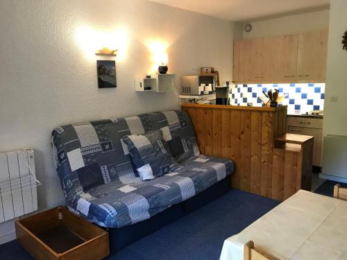 Studio cabine au pied des pistes à Corrençon-en-Vercors, balcon, ascenseur - FR-1-515-67