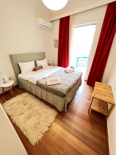 A Stroll to the Acropolis - By Athenian Homes