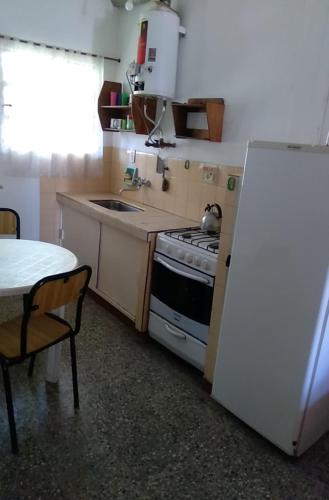 Dapur atau dapur kecil di Dptos LOW COST
