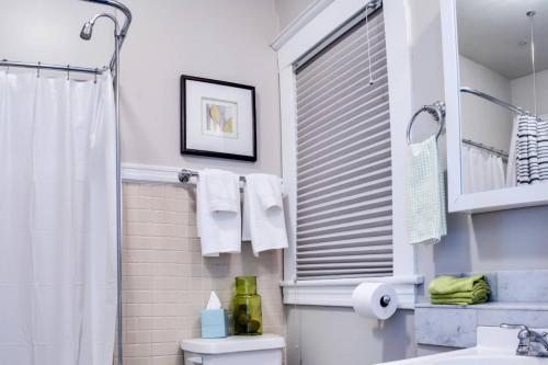 a bathroom with a toilet and a sink at Cooper Spur in Portland