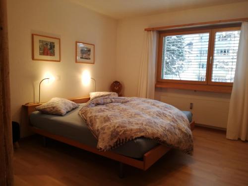 Rose Davos photo 2