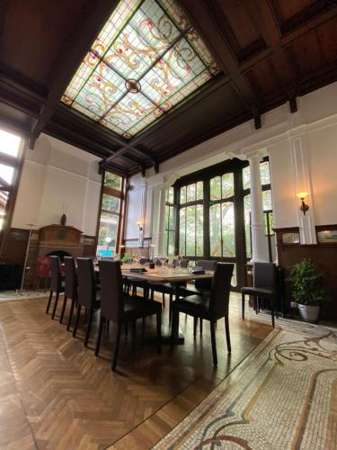 Maison Dispaにあるレストランまたは飲食店