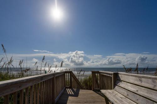 Gallery image of Sea Mystique Resort in Myrtle Beach