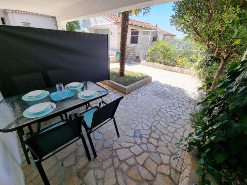 Apartment in Crikvenica 42924