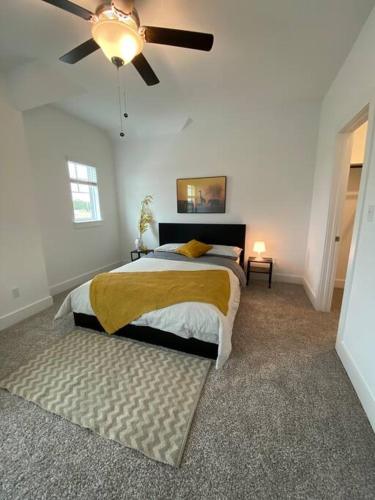 Perfect Georgetown Getaway! Work From Home – Photos 4