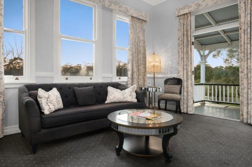 Zona de estar de The Convent Hunter Valley Hotel