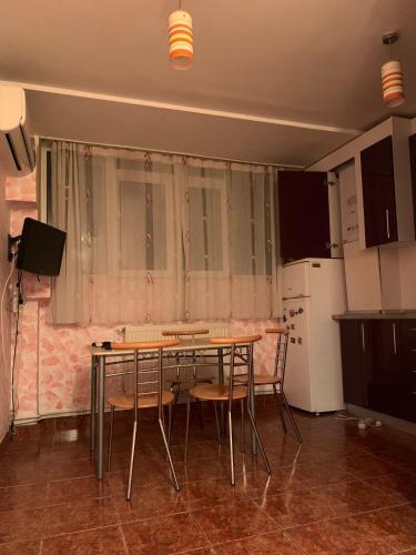 Кухня или кухненски бокс в B&B Cluj
