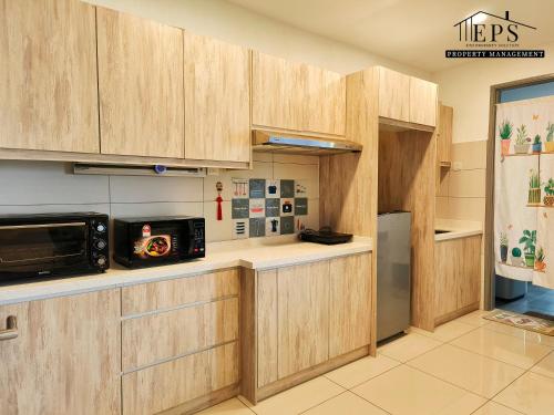 Dapur atau dapur kecil di USJ One Subang Jaya by Widebed