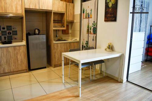 Dapur atau dapur kecil di USJ One Subang Jaya by Widebed