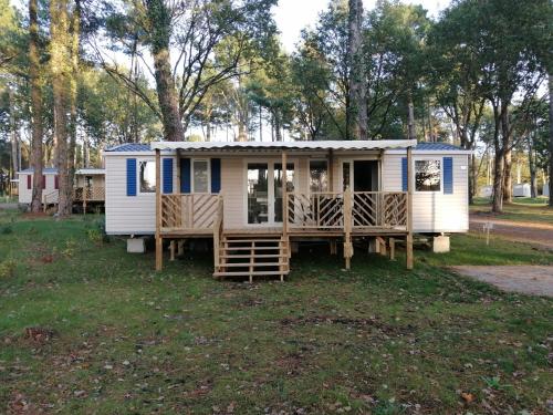Gallery image of Mobilhome 6/8 personnes Piriac sur Mer in Piriac-sur-Mer