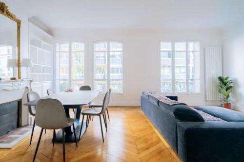 Zdjęcie z galerii obiektu Lovely 1 Bedroom Apartment next to Champ de Mars w Paryżu