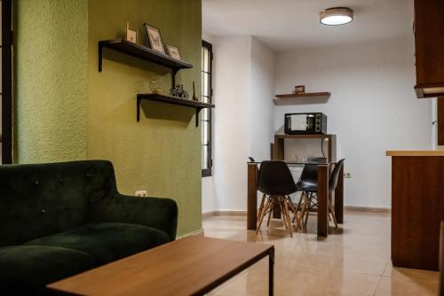 A kitchen or kitchenette at Lazcano Málaga by DV Properties