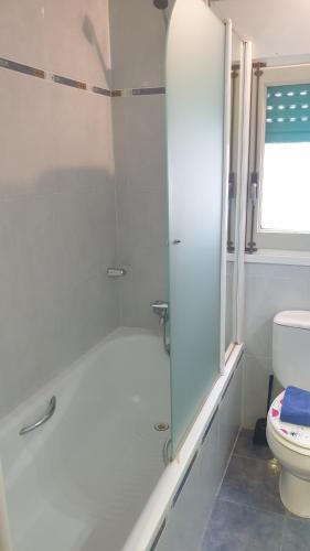 Residencia Aldosa -  Room  picture :   Shower    Bath    TV                           