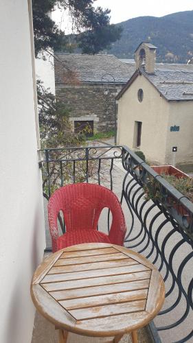  Residencia Aldosa -  Room  picture :   Shower    Bath    TV                           