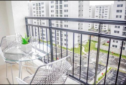 Un balcón o terraza de Beautiful and peaceful apartment, place to relax.