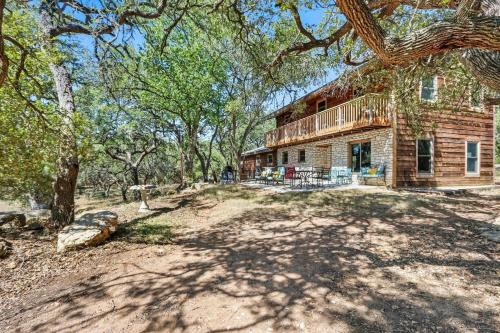 Cedar House on Turtle Hill – Photos 2