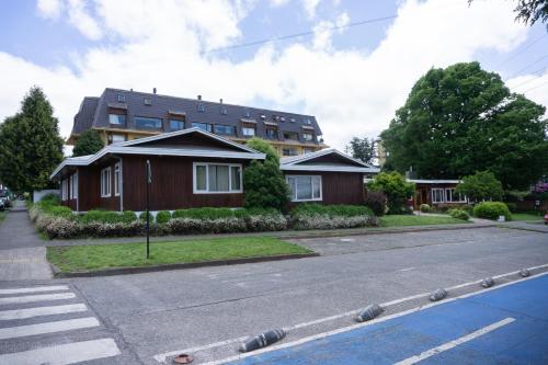 Gallery image of Hotel y Cabañas Villarrica in Villarrica