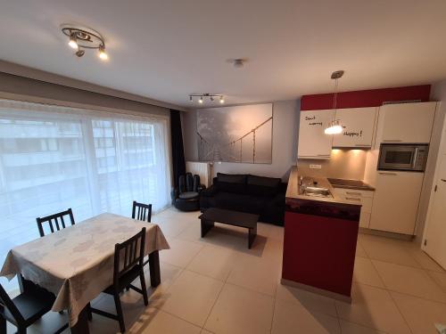 Photo de la galerie de l'établissement Résidence Jersey (app. 201), à Coxyde