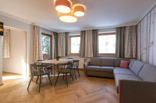 Zona de estar de Familienhotel Felsenhof