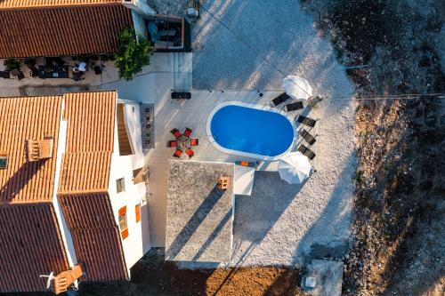 Πισίνα στο ή κοντά στο Villa Sky with a private pool