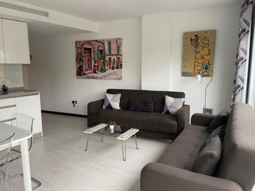 TECNOCORDOBA aparcamiento privado gratuito y piscina