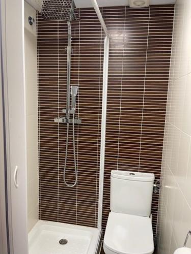 Koupelna v ubytování TECNOCORDOBA aparcamiento privado gratuito y piscina