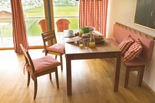 Bergzeit Ferienwohnungen – Photos 5