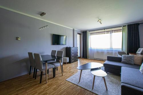 Park View Apartman with private garage and balcony