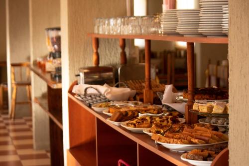 Makanan di atau berdekatan hotel