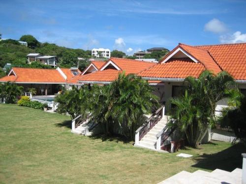 Κήπος έξω από το Bartholomew Villas