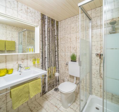 Koupelna v ubytování Hotel-Pension Schattberg