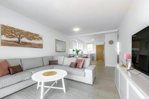 2-bed AMAZING OCEAN VIEW APARTMENT Costa Adeje