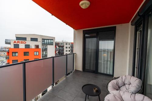 Un balcon sau o terasă la Arad Residence - DeLuxe Blue Apartment