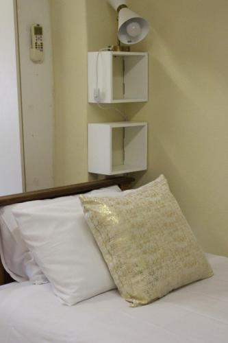 Katil atau katil-katil dalam bilik di Beit-El BnB