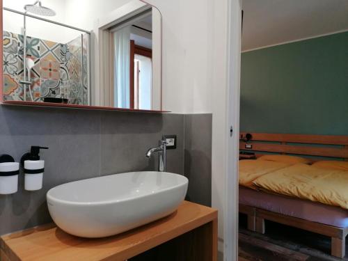 Koupelna v ubytování ALPINO B&B
